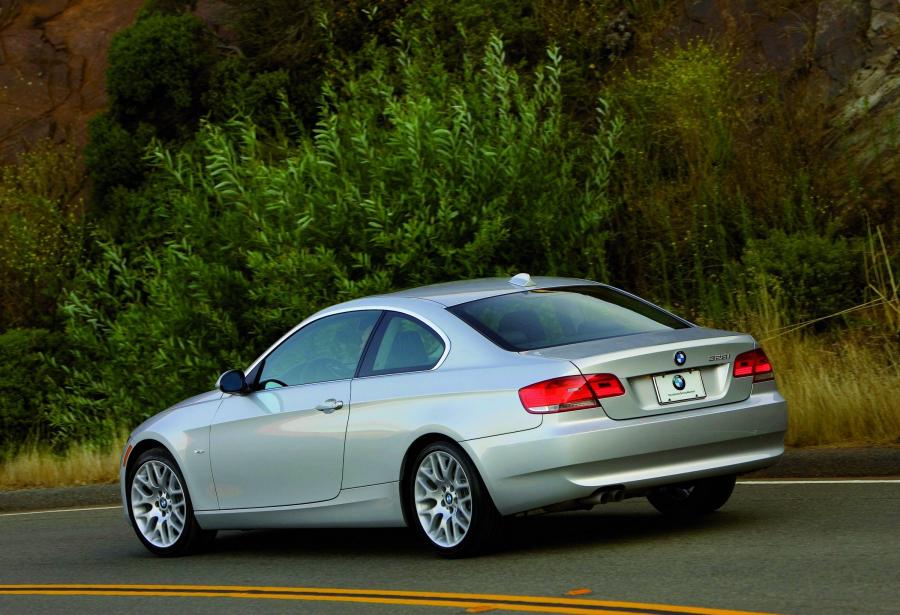  BMW 3-Series Coupe 2007 года  (фото 48 из 219)